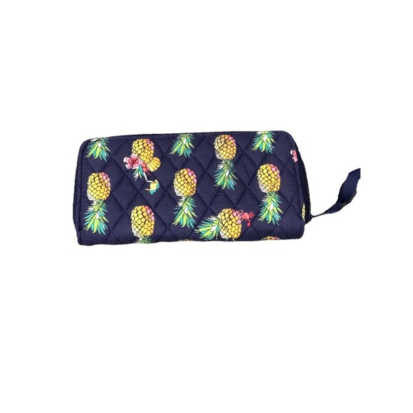 Vera Bradley Pineapple Wallet Zip Around Tropical Tuscan - Picture 2 of 4
